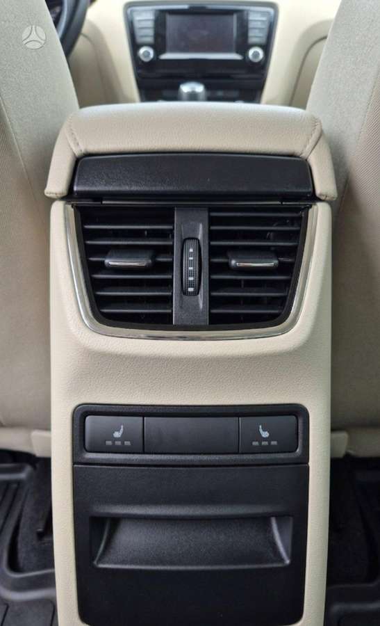 Škoda Octavia - 7
