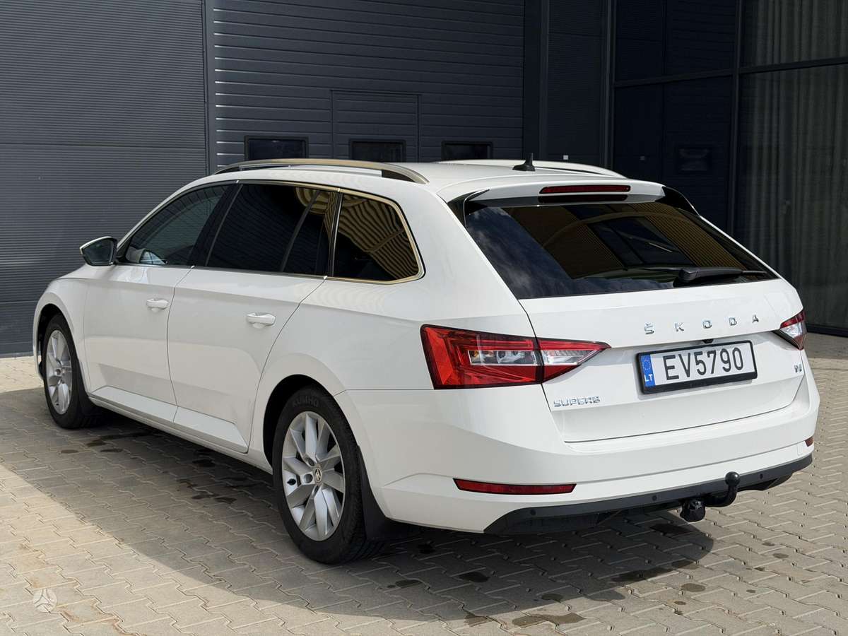 Škoda Superb - 4