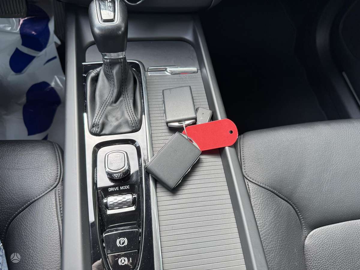 Volvo XC60 - 11