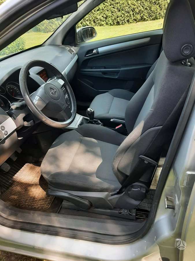 Opel Astra, 1.7 l., Хэтчбек