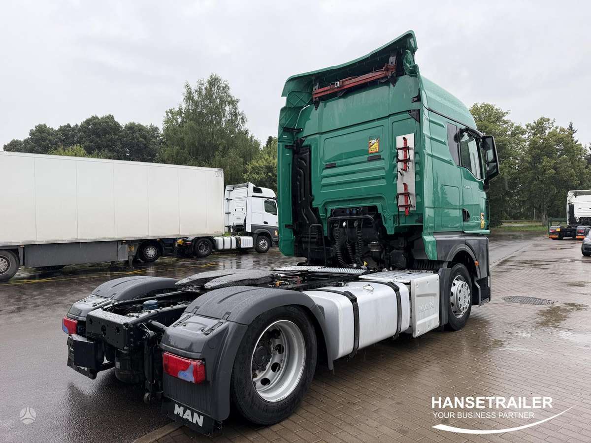 MAN TGX 18.470 Mega Low Deck, double sleeper