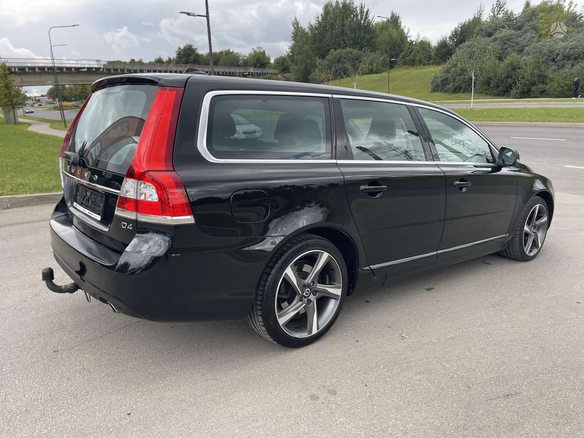 Volvo V70, 2.0 l., Универсал
