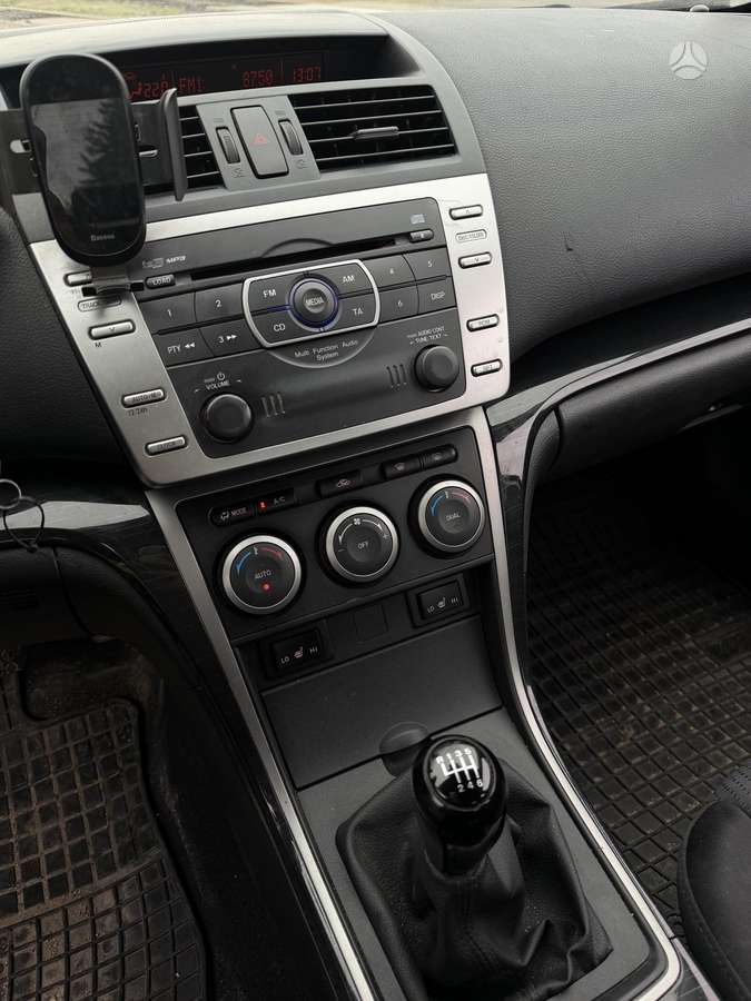 Mazda 6, 2.0 l., Седан
