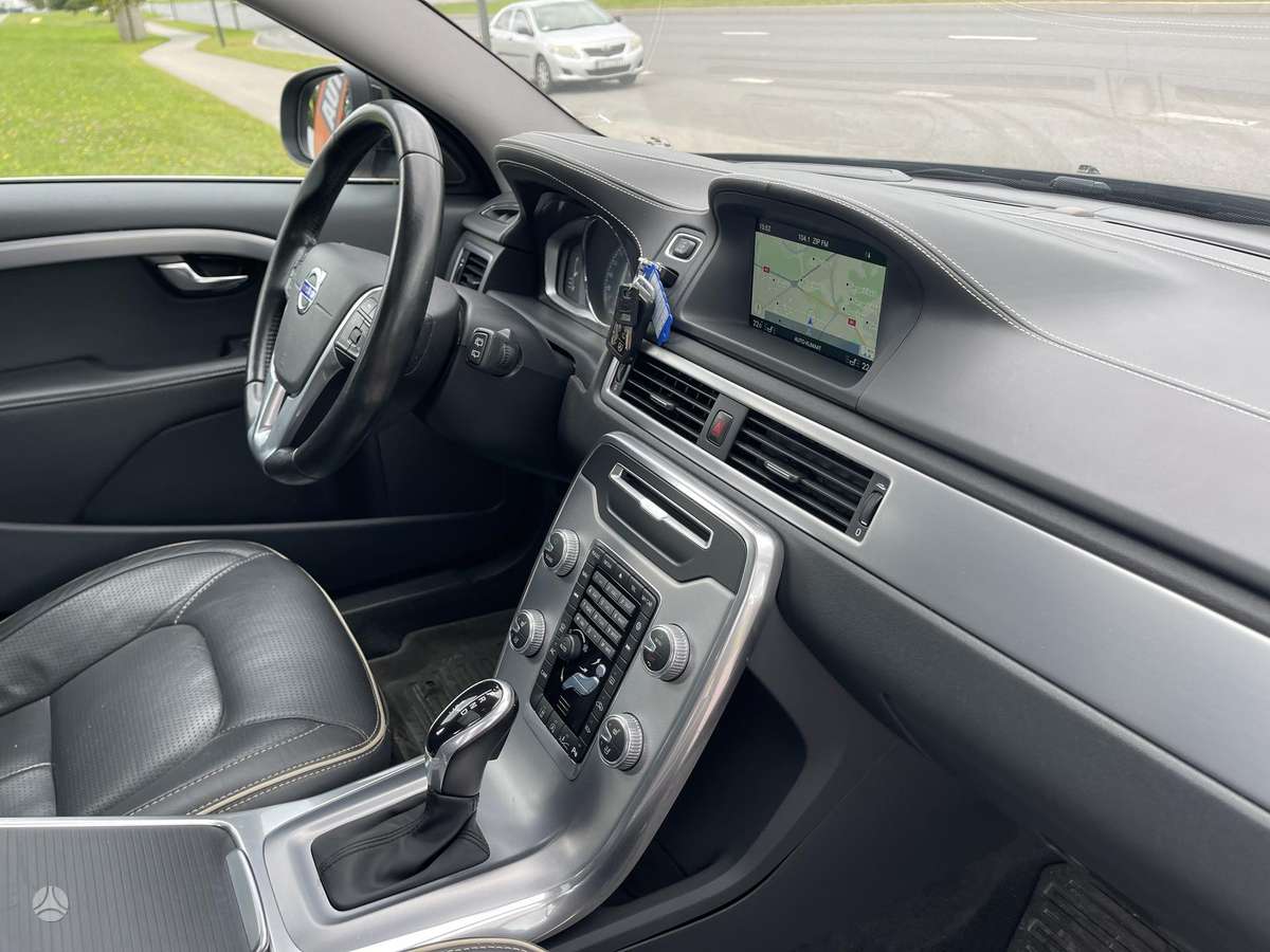 Volvo V70, 2.0 l., Универсал