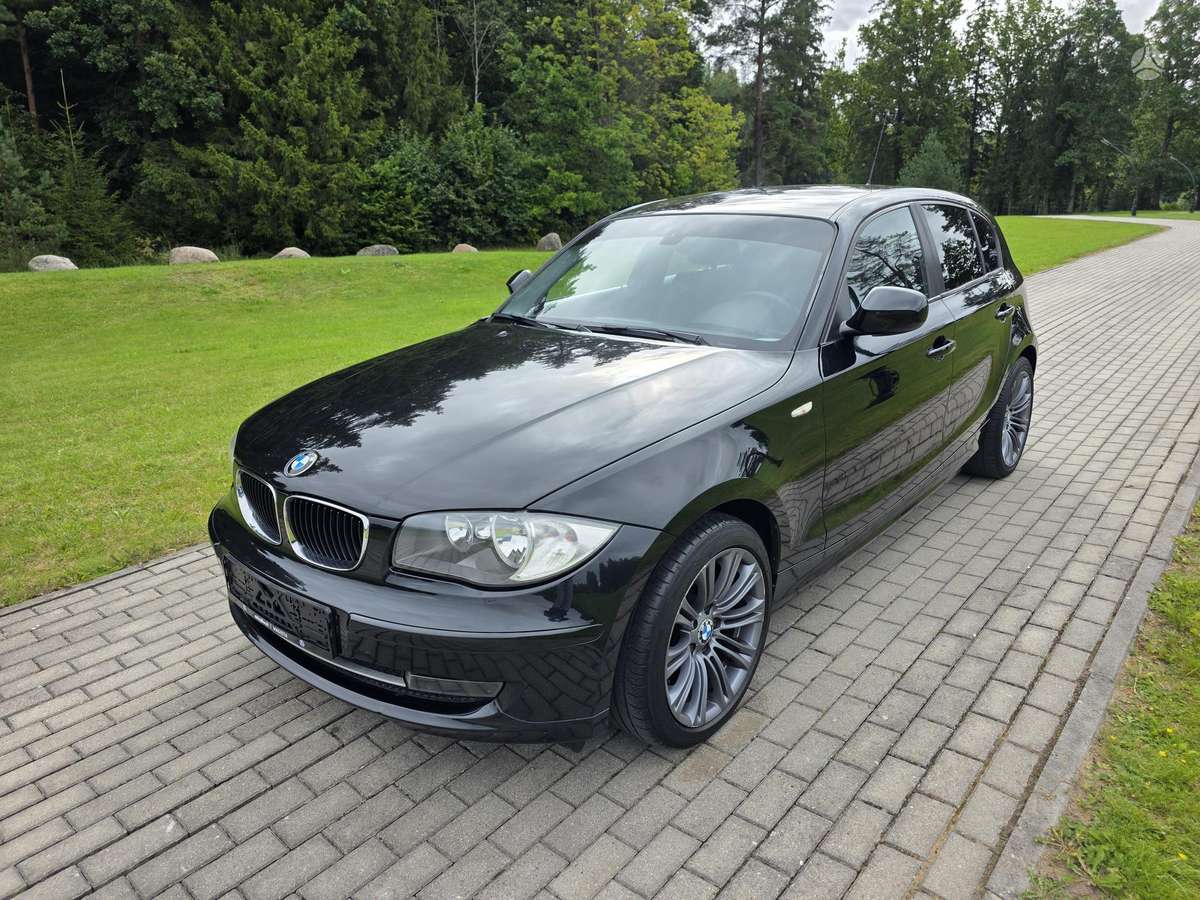 BMW 118, 2.0 l., hatchback