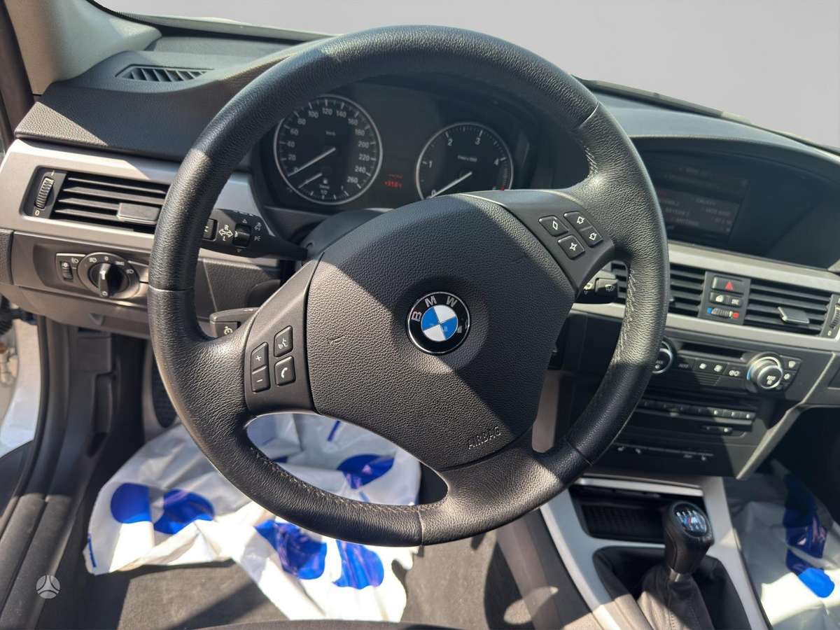 BMW 320, 2.0 l., Универсал