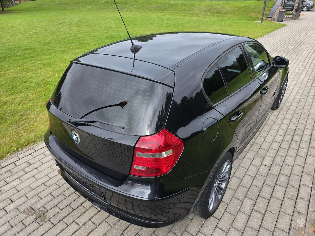 BMW 118, 2.0 l., hatchback