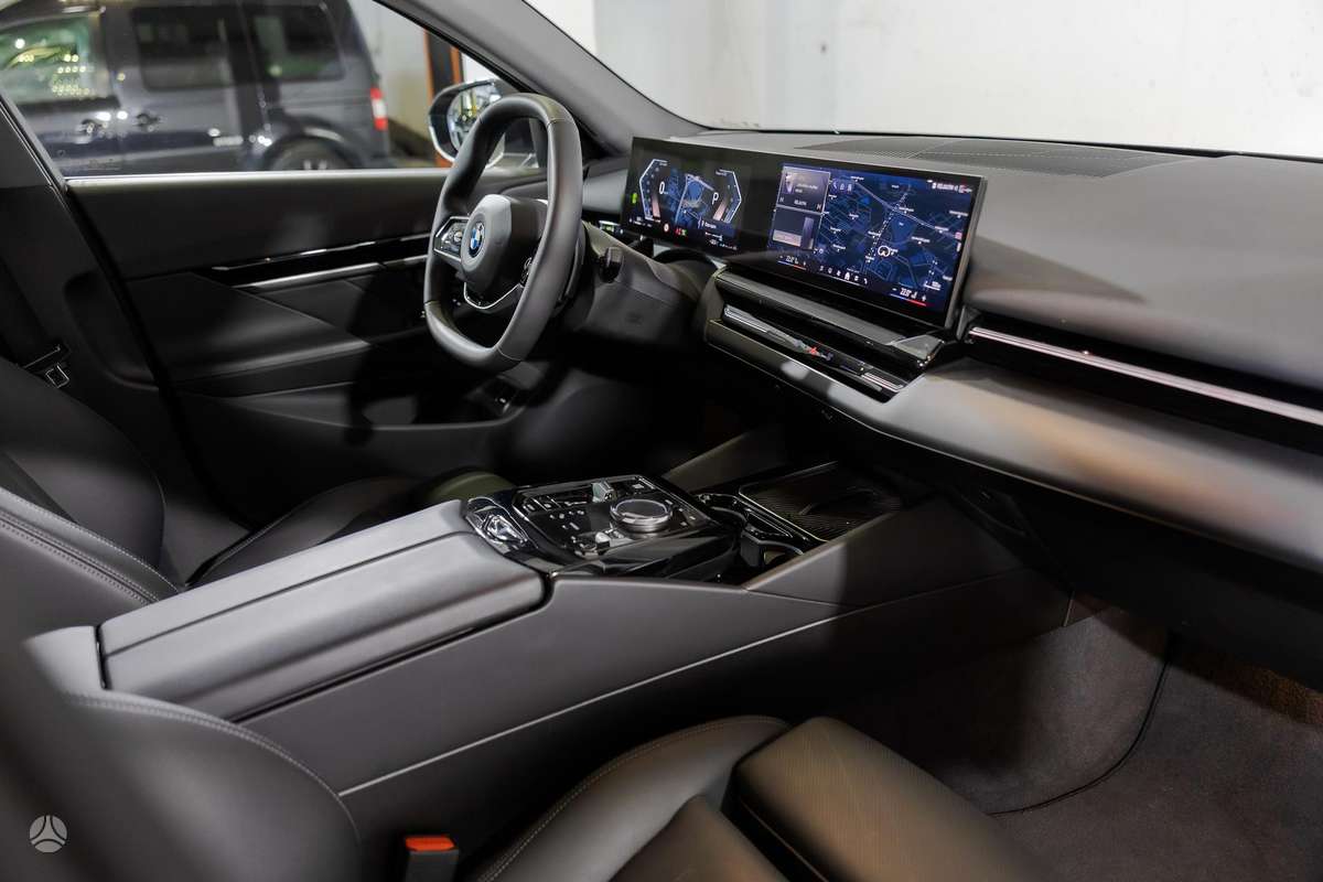 BMW 520, 2.0 l., wagon