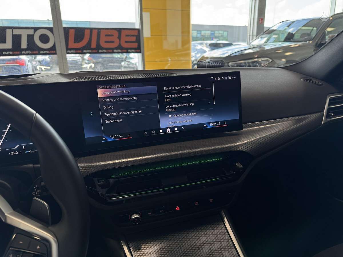 BMW 318, 2.0 l., Универсал