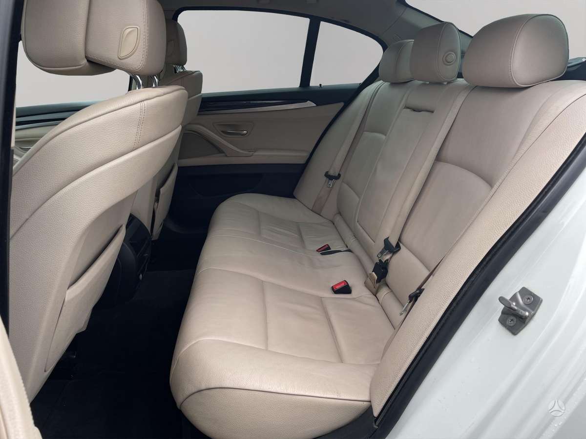 BMW 525, 3.0 l., Седан