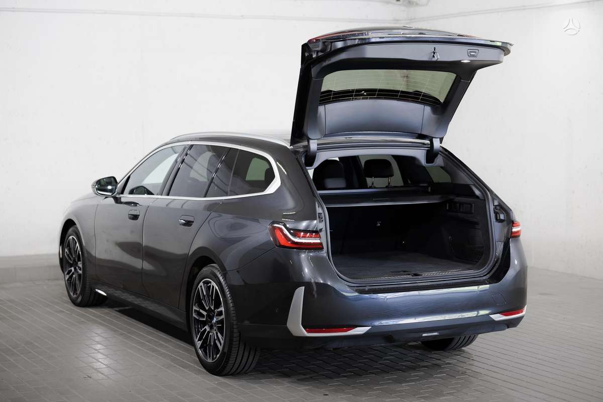 BMW 520, 2.0 l., Универсал