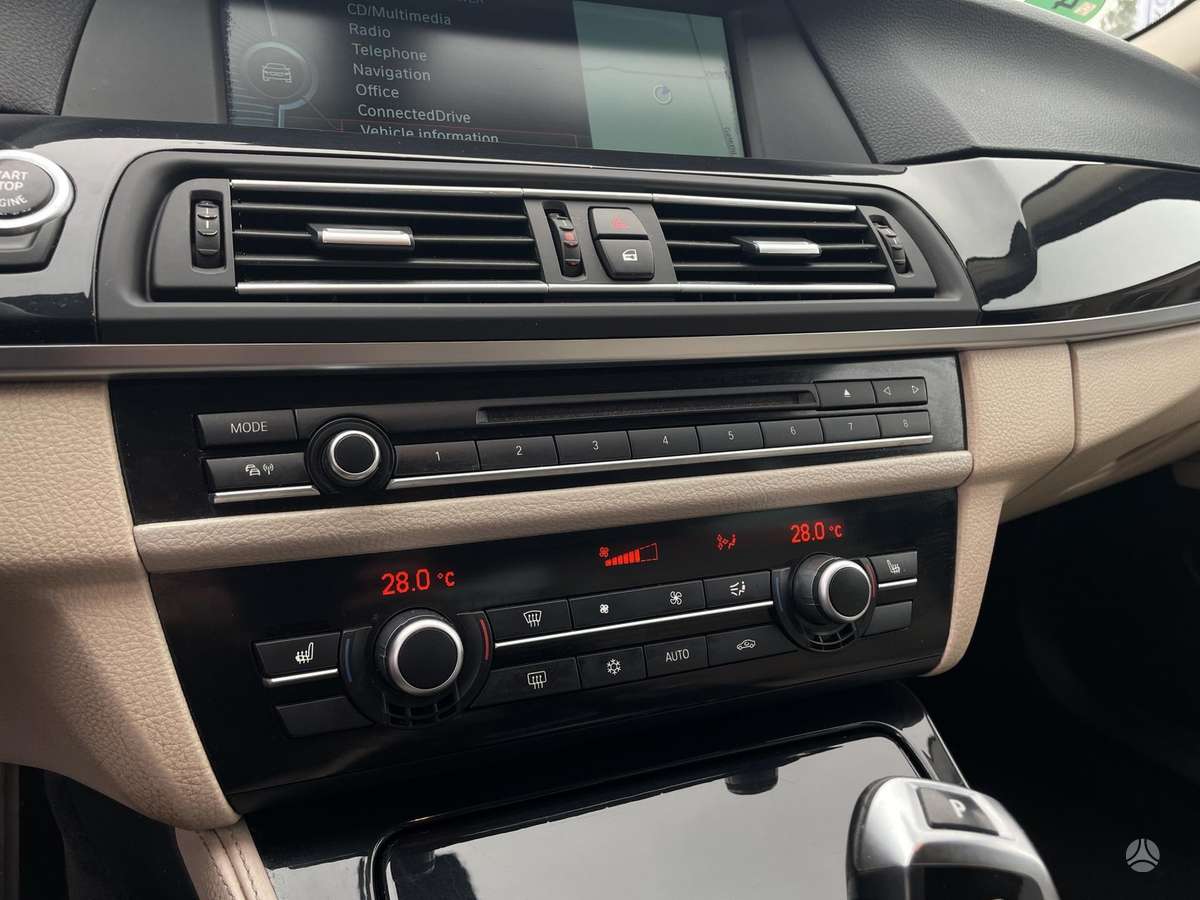 BMW 525, 3.0 l., Седан