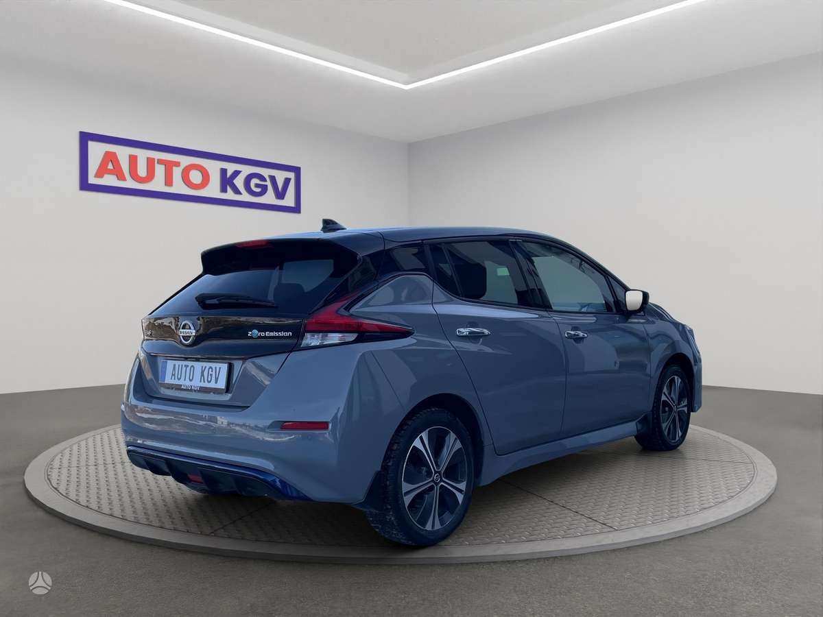 Nissan Leaf, Минивэн