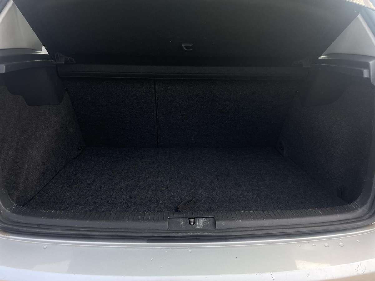 Volkswagen Golf, 1.2 l., hatchback