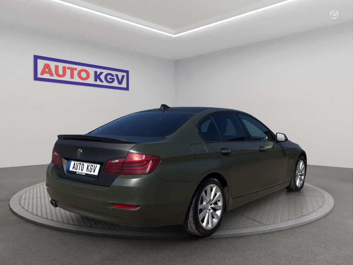 BMW 528, 2.0 l., Седан