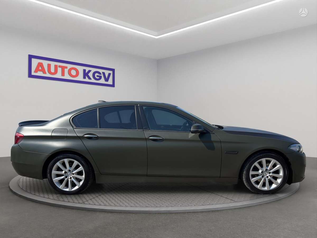 BMW 528, 2.0 l., Седан