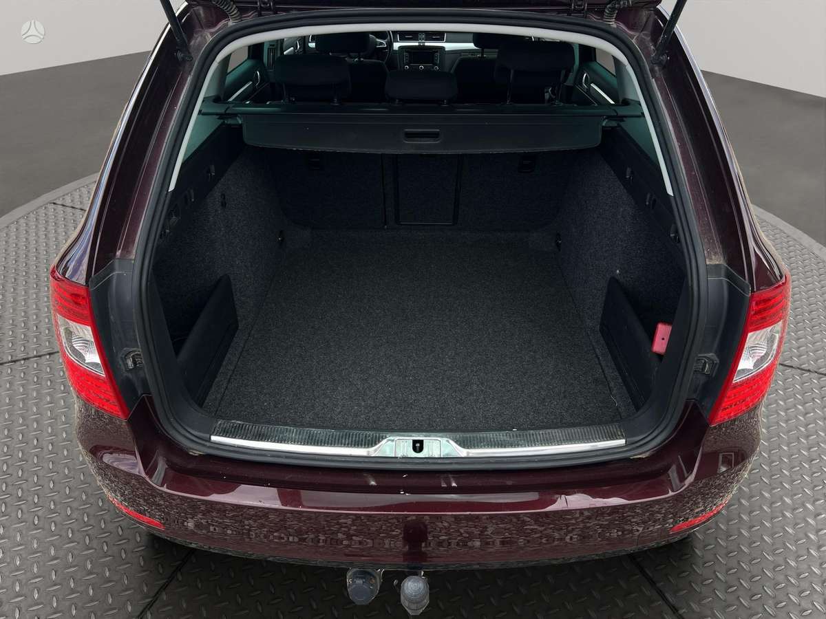 Skoda Superb, 1.6 l., Универсал