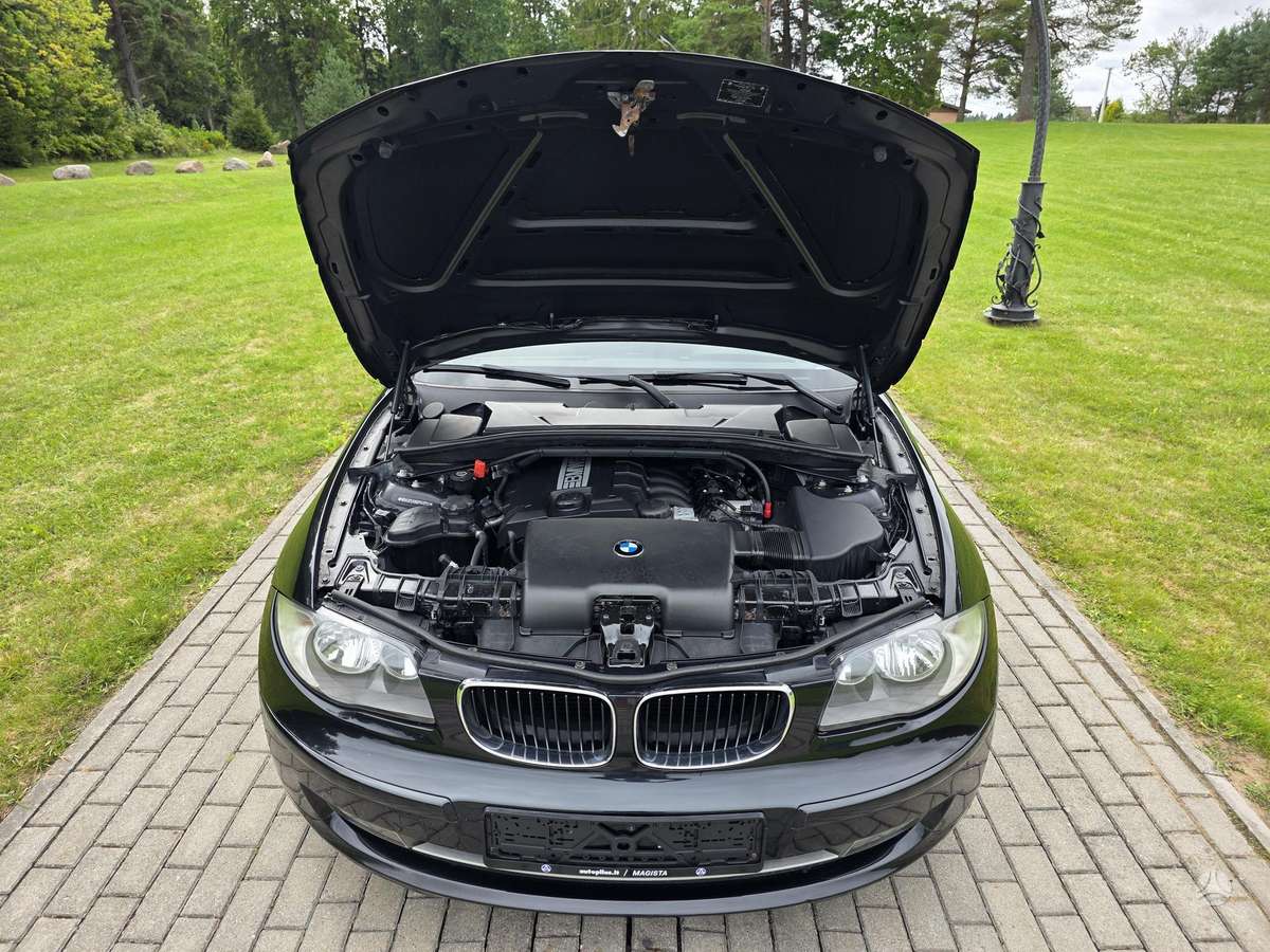 BMW 118, 2.0 l., Хэтчбек