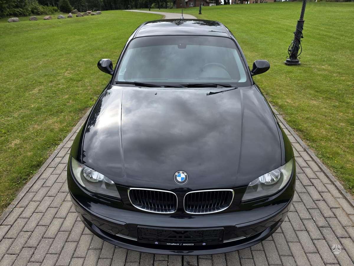 BMW 118, 2.0 l., hatchback