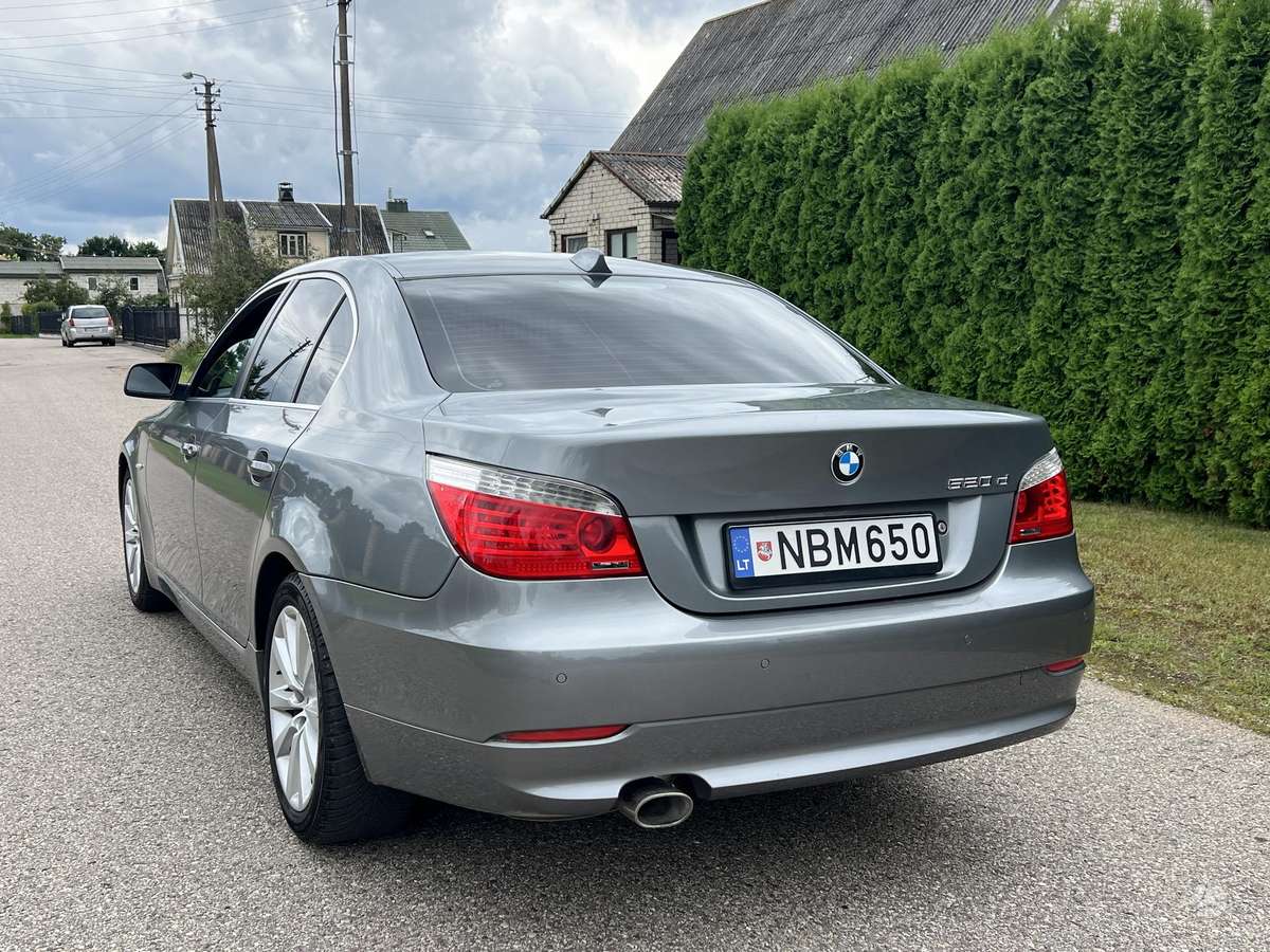 BMW 520, 2.0 l., Седан