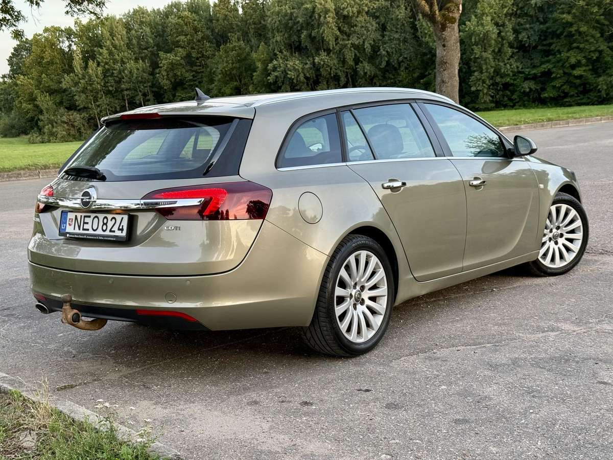 Opel Insignia, 2.0 l., Универсал
