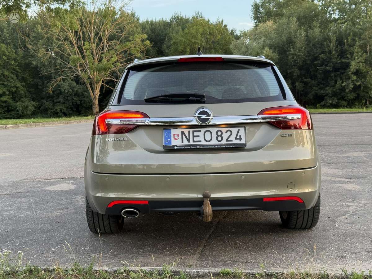 Opel Insignia, 2.0 l., wagon