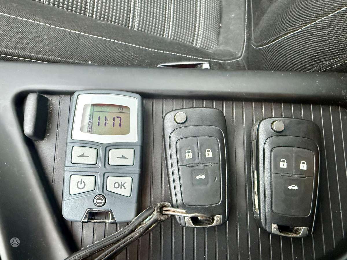 Opel Insignia, 2.0 l., wagon