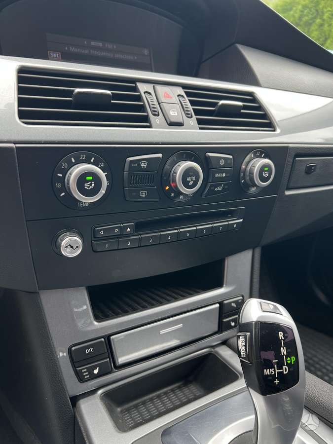 BMW 520, 2.0 l., Седан