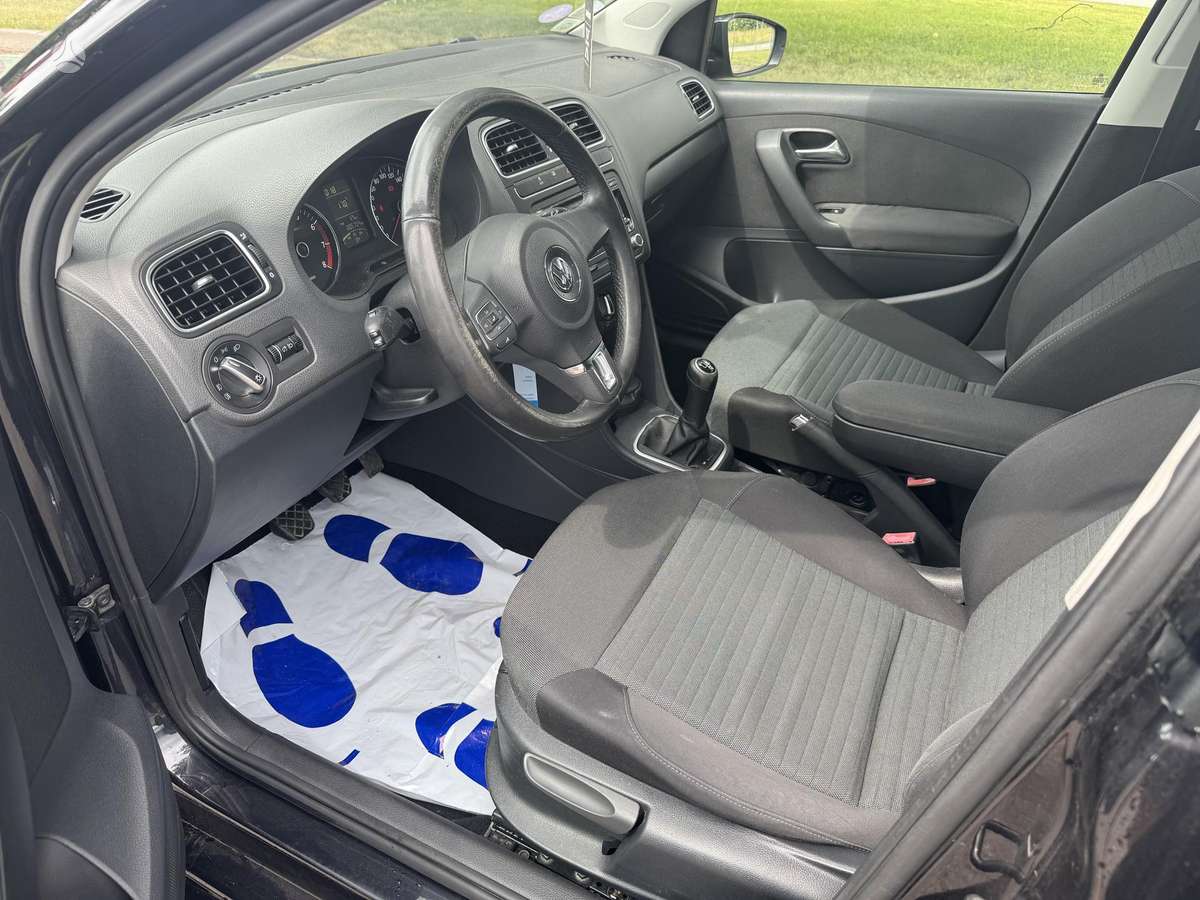 Volkswagen Polo - 7