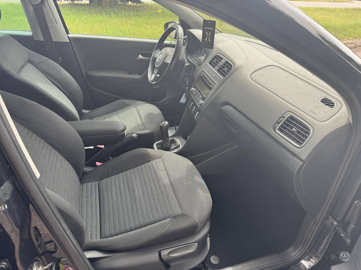 Volkswagen Polo - 12