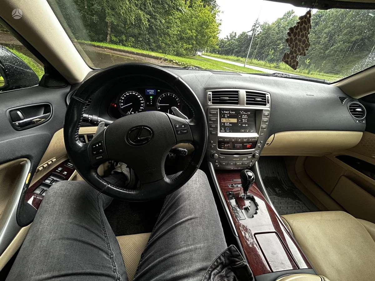 Lexus IS 250, 2.5 l., Седан