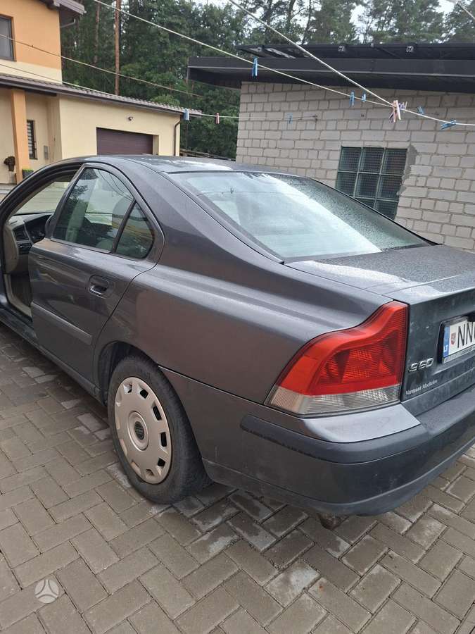 Volvo S60 - 3