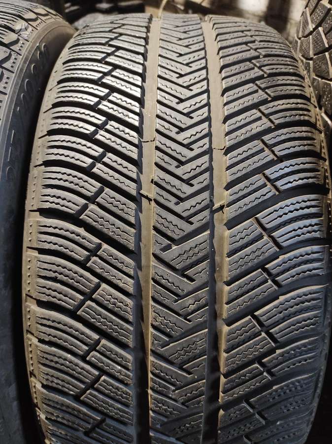 Michelin, žieminės 255/40 R20