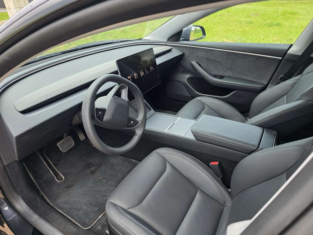 Tesla Model 3, 82 кВт·ч, Седан