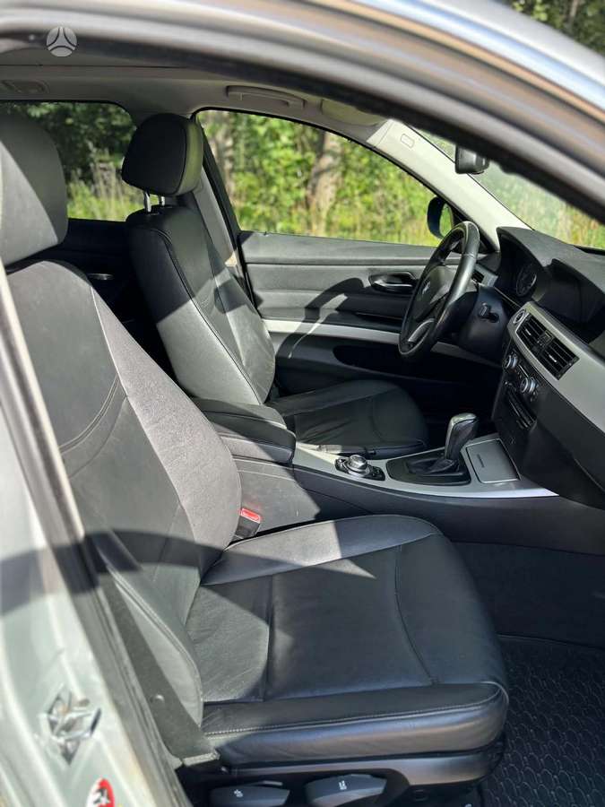 BMW 330, 3.0 l., Универсал