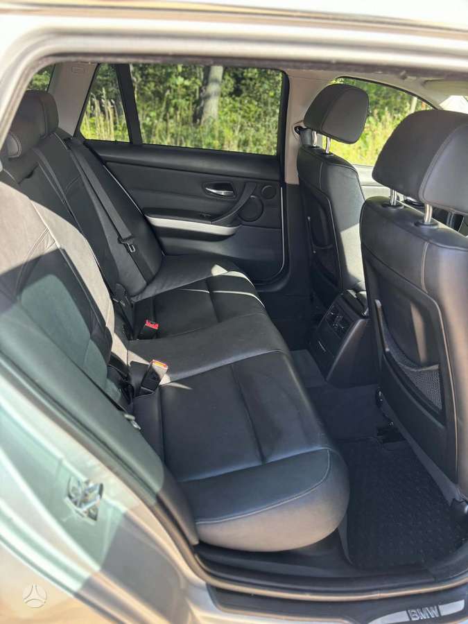 BMW 330, 3.0 l., Универсал