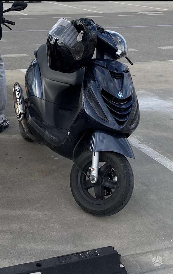 Piaggio Zip 49cc, scooters / mopeds