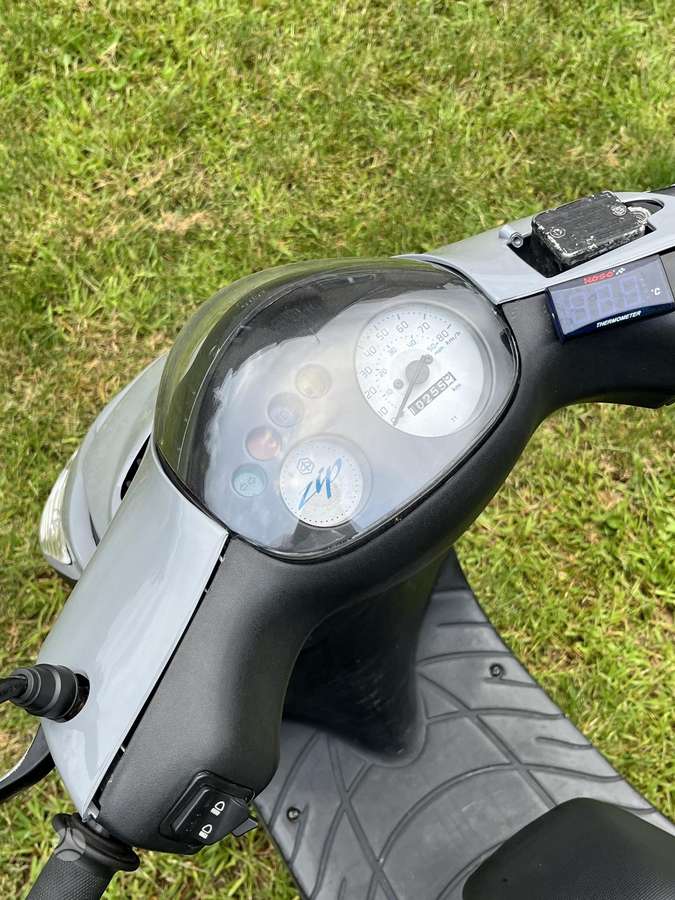 Piaggio Zip 49cc, scooters / mopeds