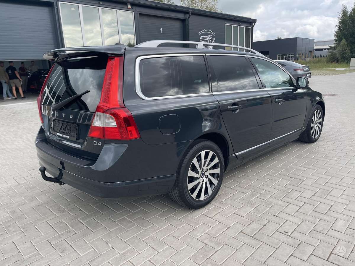 Volvo V70, 2.0 l., wagon