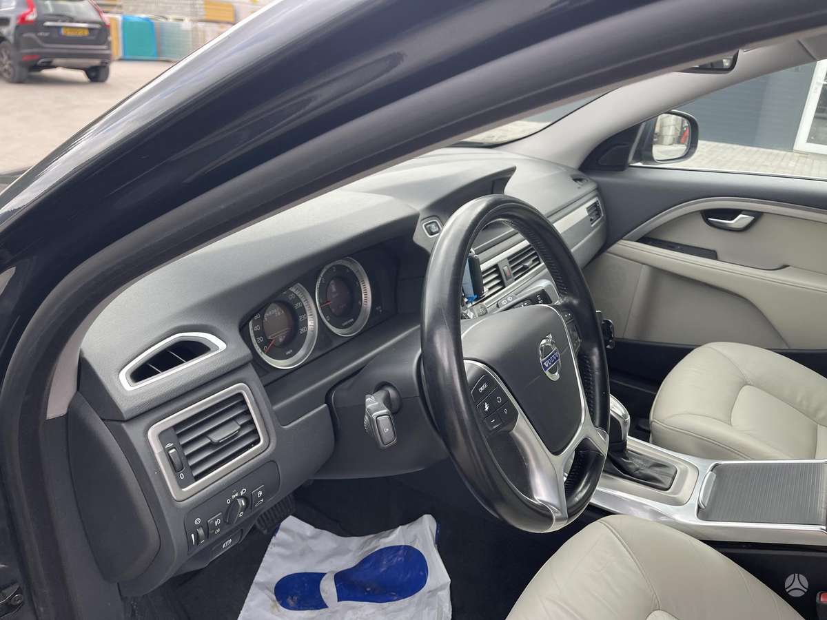 Volvo V70, 2.0 l., wagon