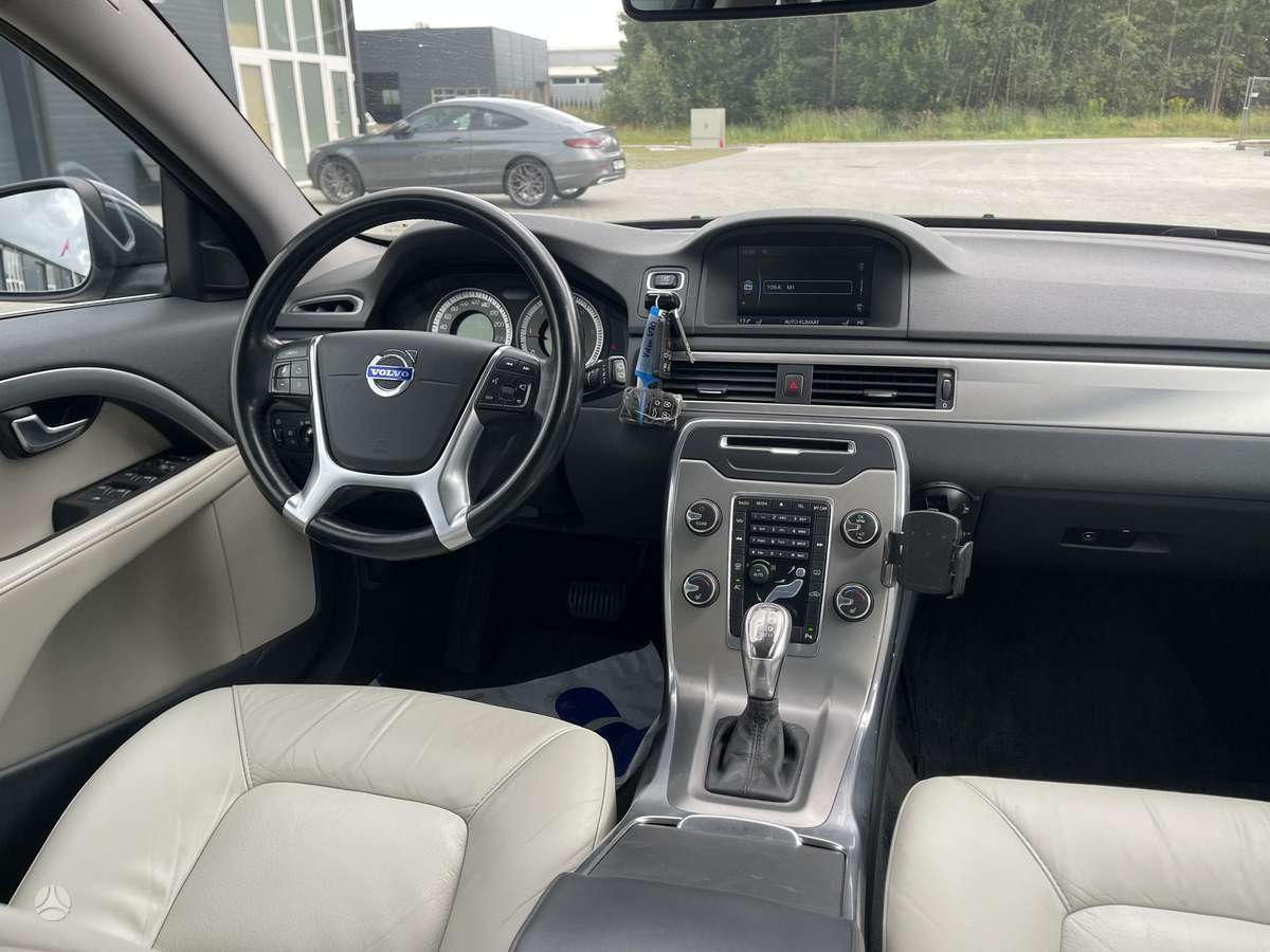 Volvo V70, 2.0 l., universalas