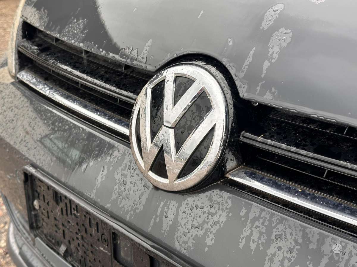 Volkswagen Golf - 3