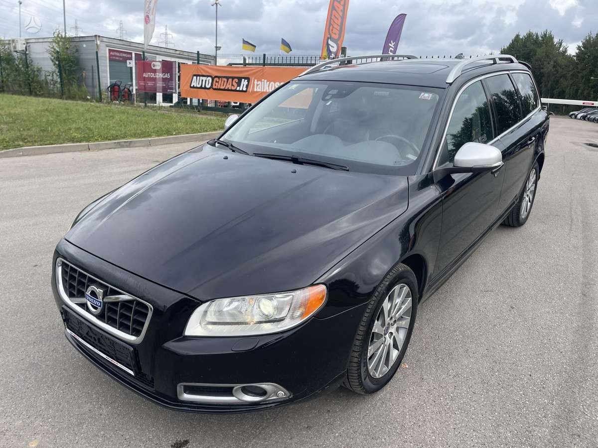 Volvo V70, 2.0 l., Универсал