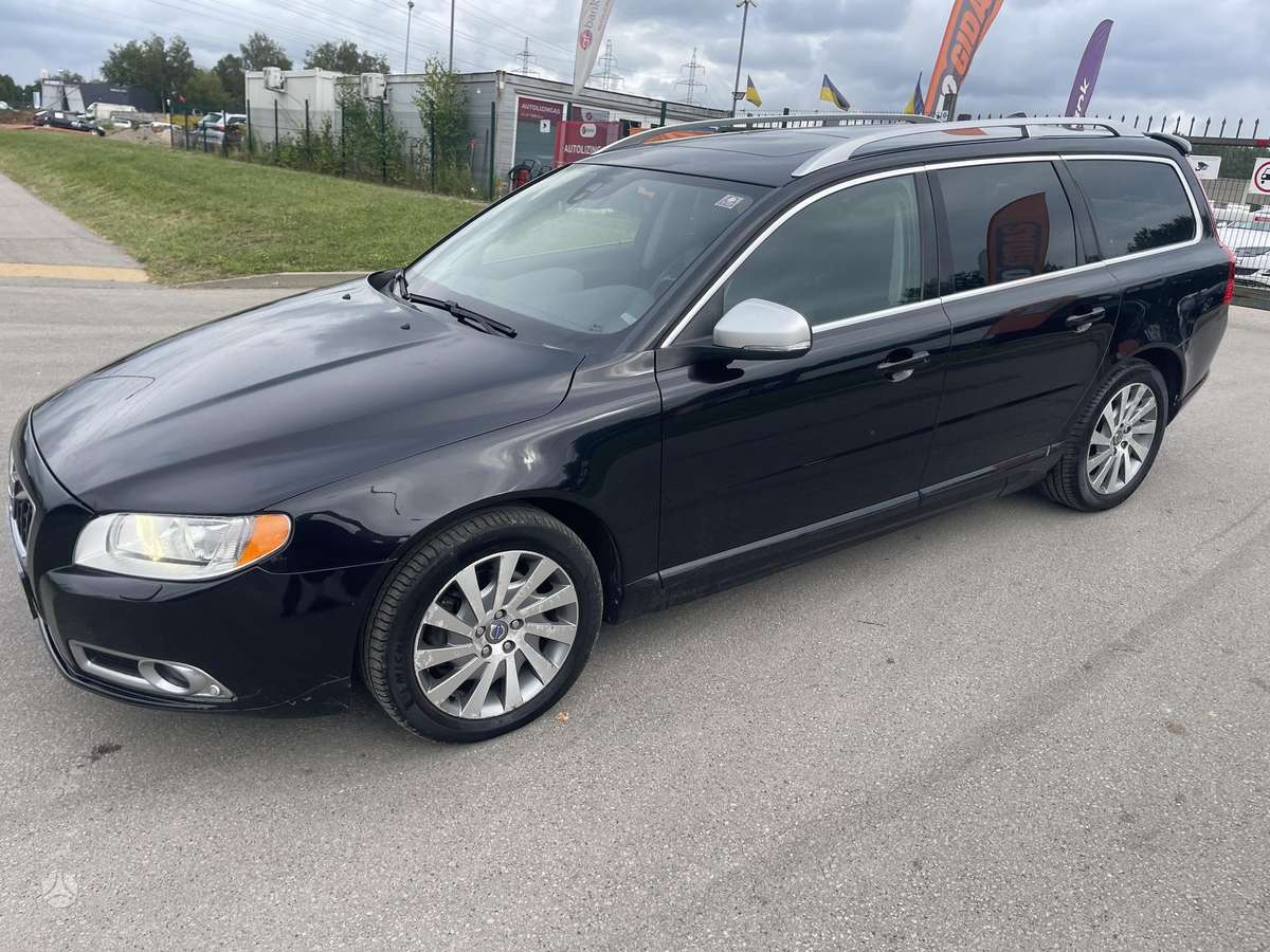 Volvo V70, 2.0 l., Универсал