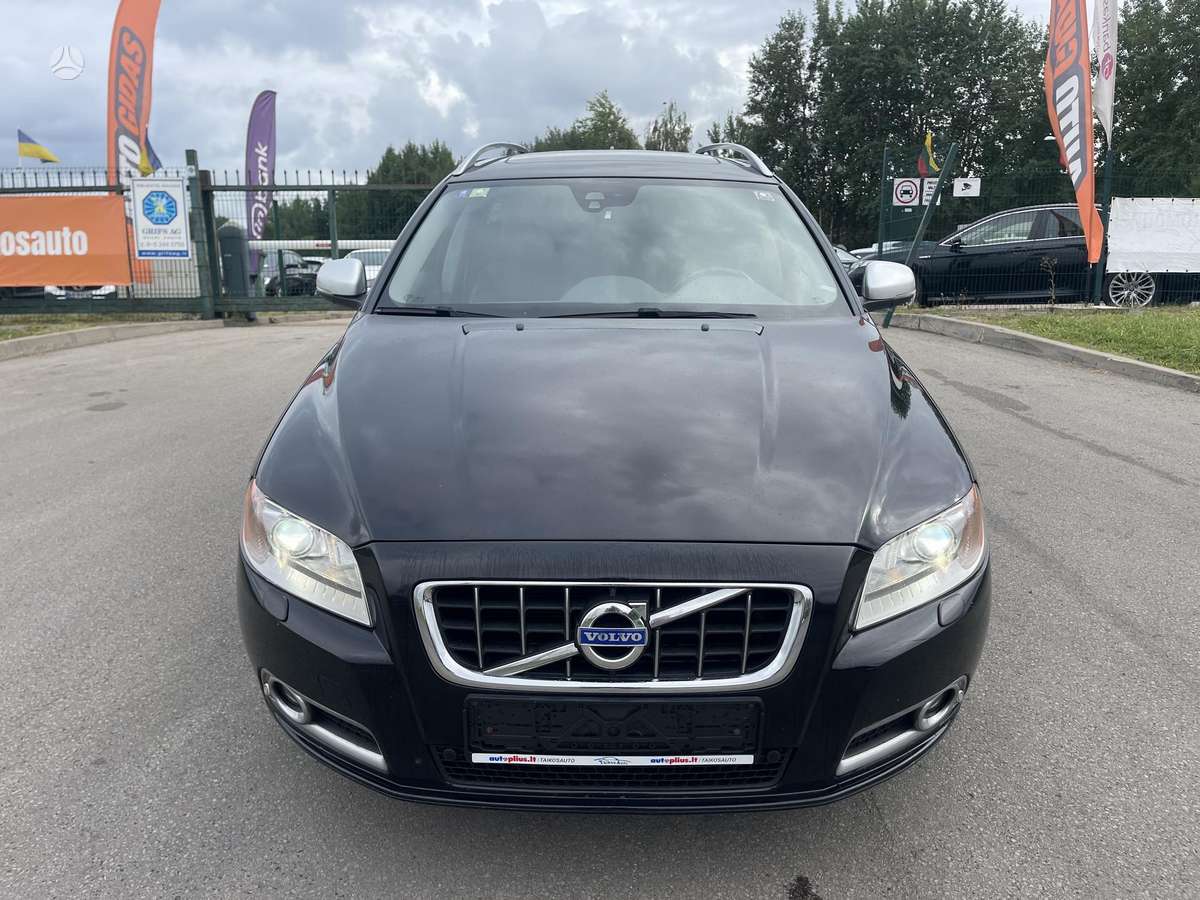 Volvo V70, 2.0 l., Универсал