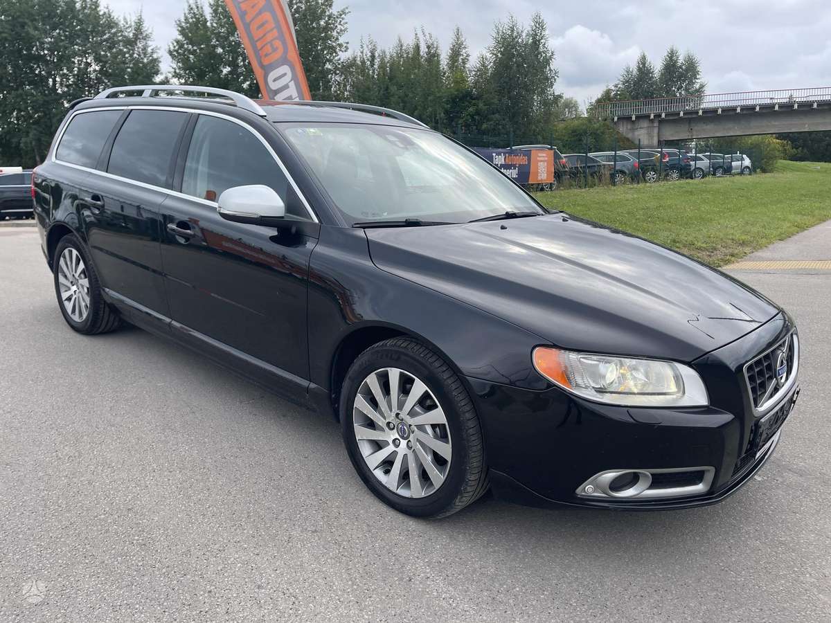 Volvo V70, 2.0 l., Универсал