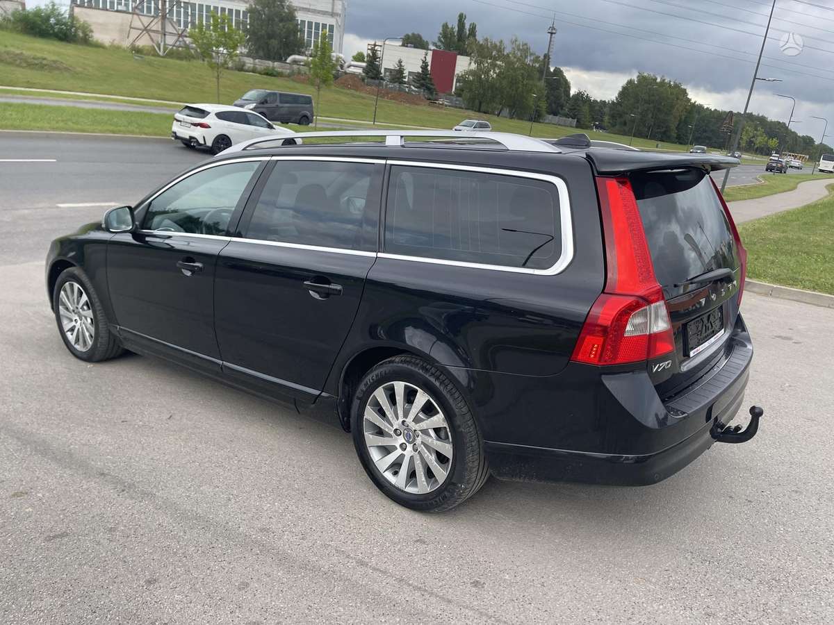 Volvo V70, 2.0 l., Универсал