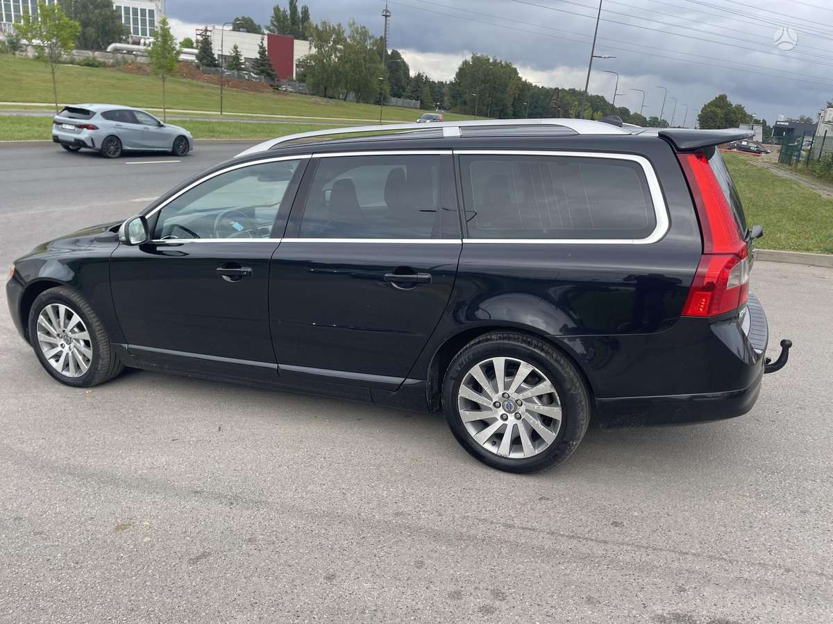 Volvo V70, 2.0 l., Универсал