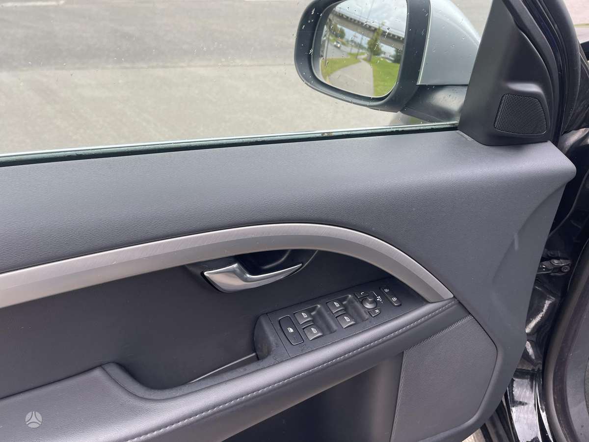 Volvo V70, 2.0 l., Универсал