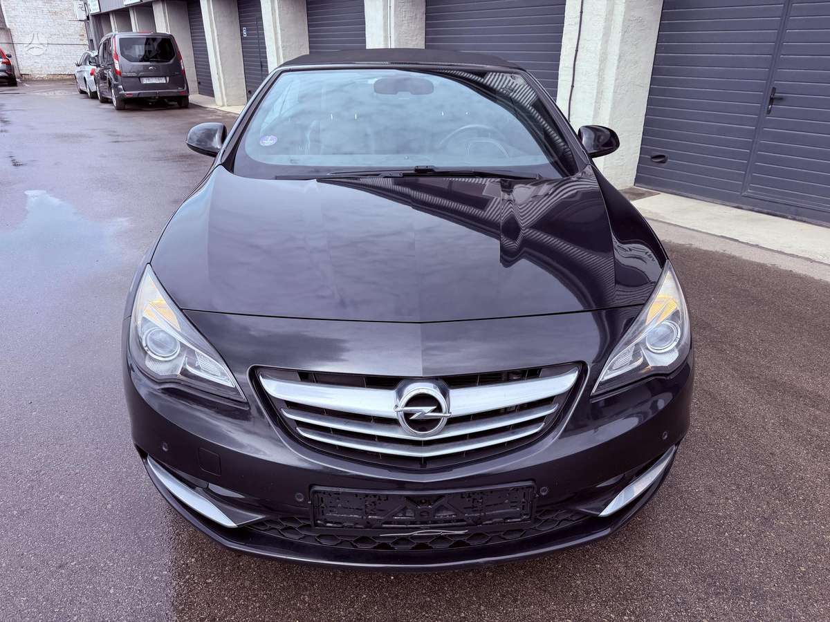 Opel Cascada, 1.4 l., convertible